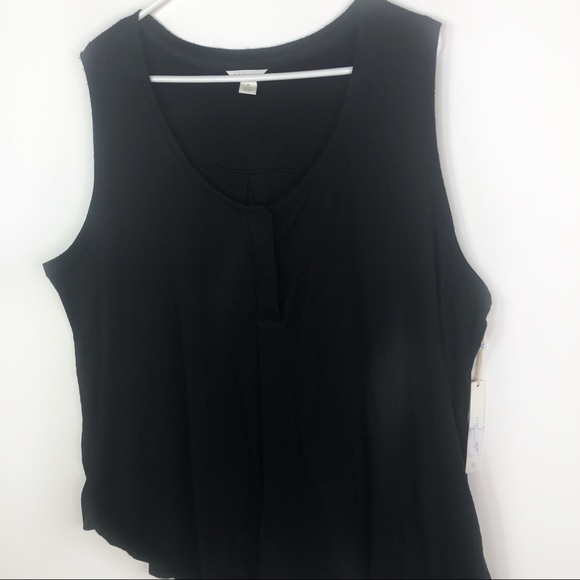 NWT Caslon | Plus Size Roundneck Drape Tank Top - Picture 4 of 10